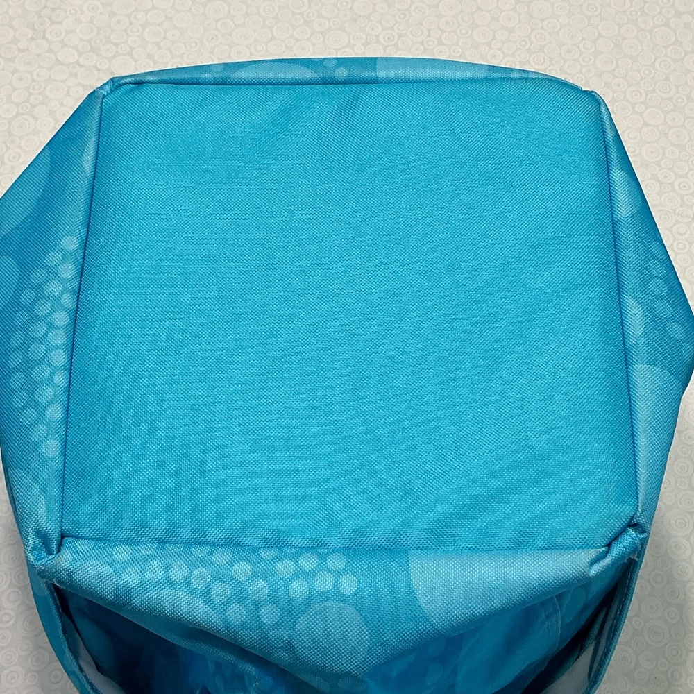 thirty-one Utility Bin Standup Tote Blue Dots - Picture 6 of 7